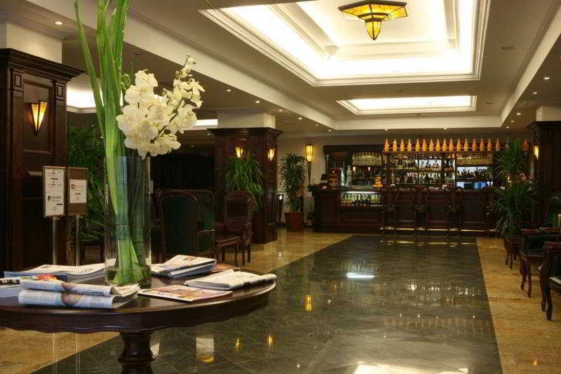Ramada Hotel & Suites By Wyndham Bucharest North Exteriér fotografie